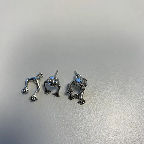 Silver Frog Earring Fülbevalók