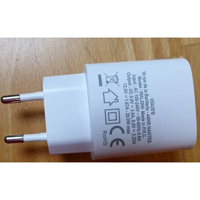 VIGUS B Chargeur secteur 1 port USB-C - Universel- pour tout appareil IOS & Android- 3A - 20 W USB töltő