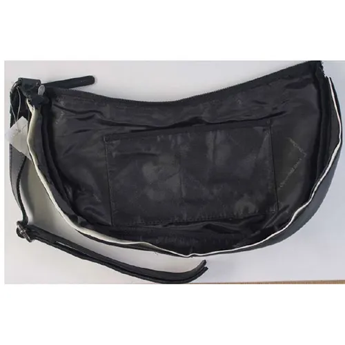 The Chesterfield Brand Schultertasche Piemonte Waxed Pull Up Táska