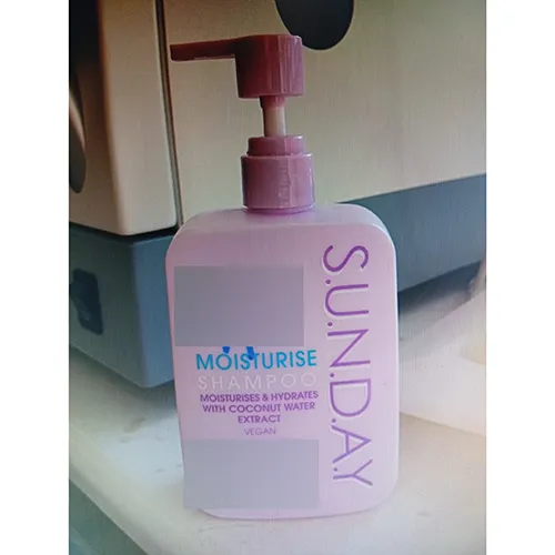S.U.N.D.A.Y. MOISTURISE SHAMPOO Sampon