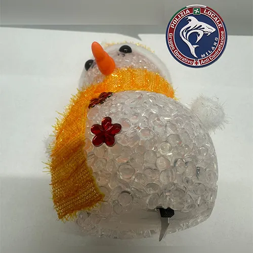 BAI HE SNOW PUPPET WITH LIGHTS Felvillanó játékfigura