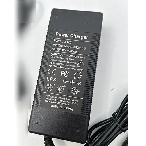 Power Charger Akkumulátor töltő elektromos robogó