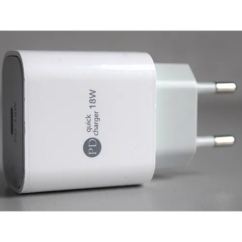 USB töltő