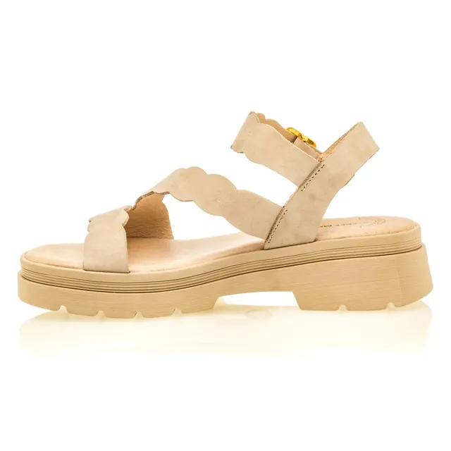 Free monday Sandales Femme en cuir beige Szandálok